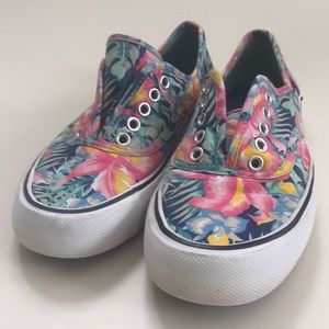 Mossimo floral shoes